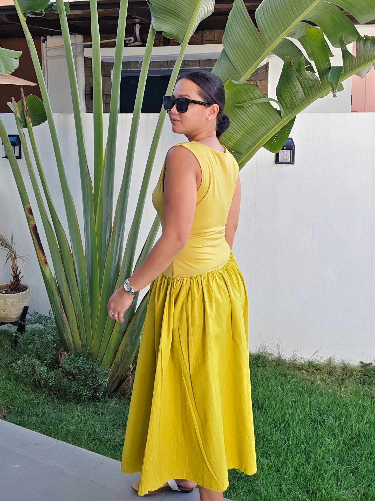 Aurelia Sleeveless Midi Dress