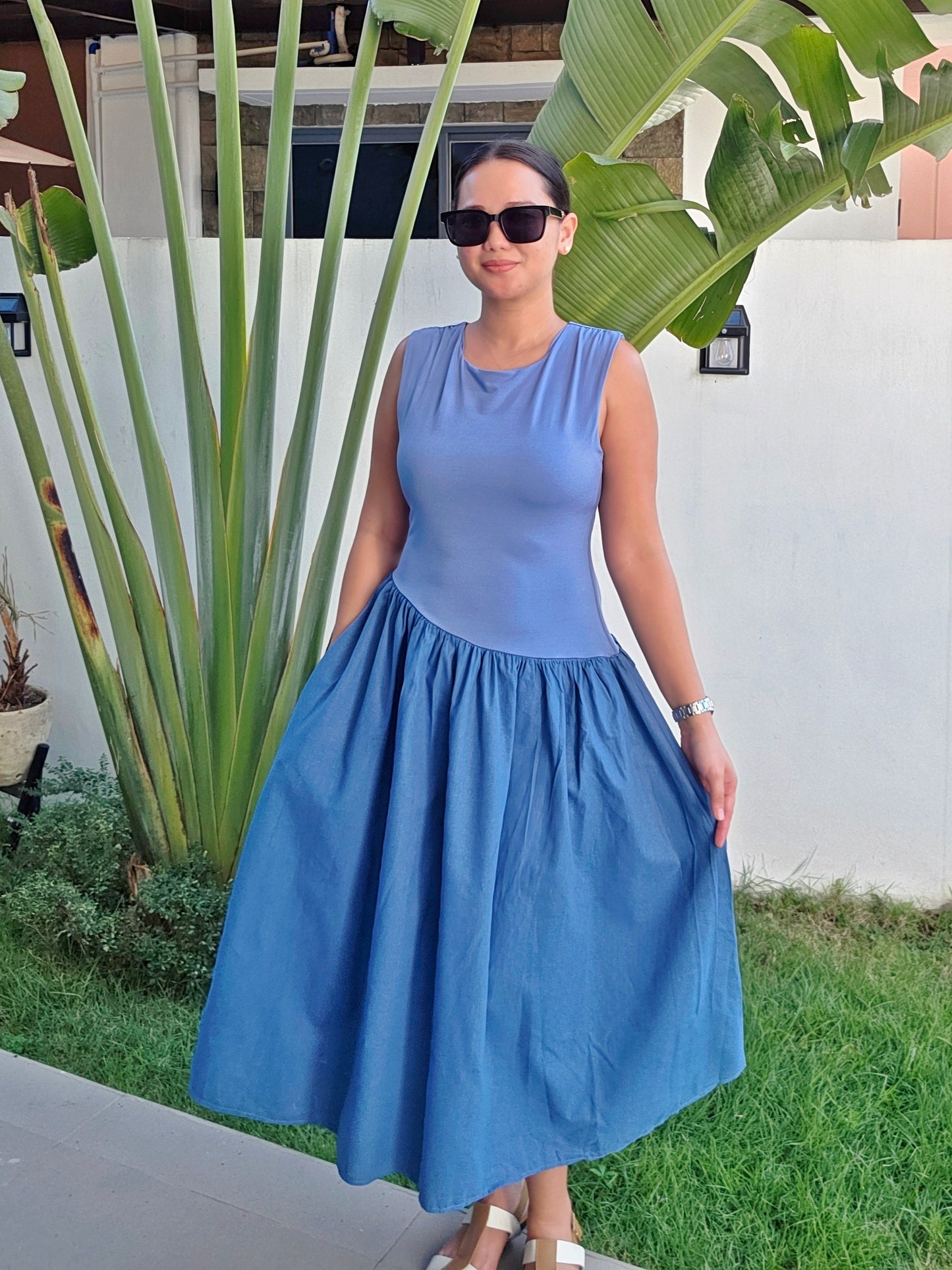Aurelia Sleeveless Midi Dress