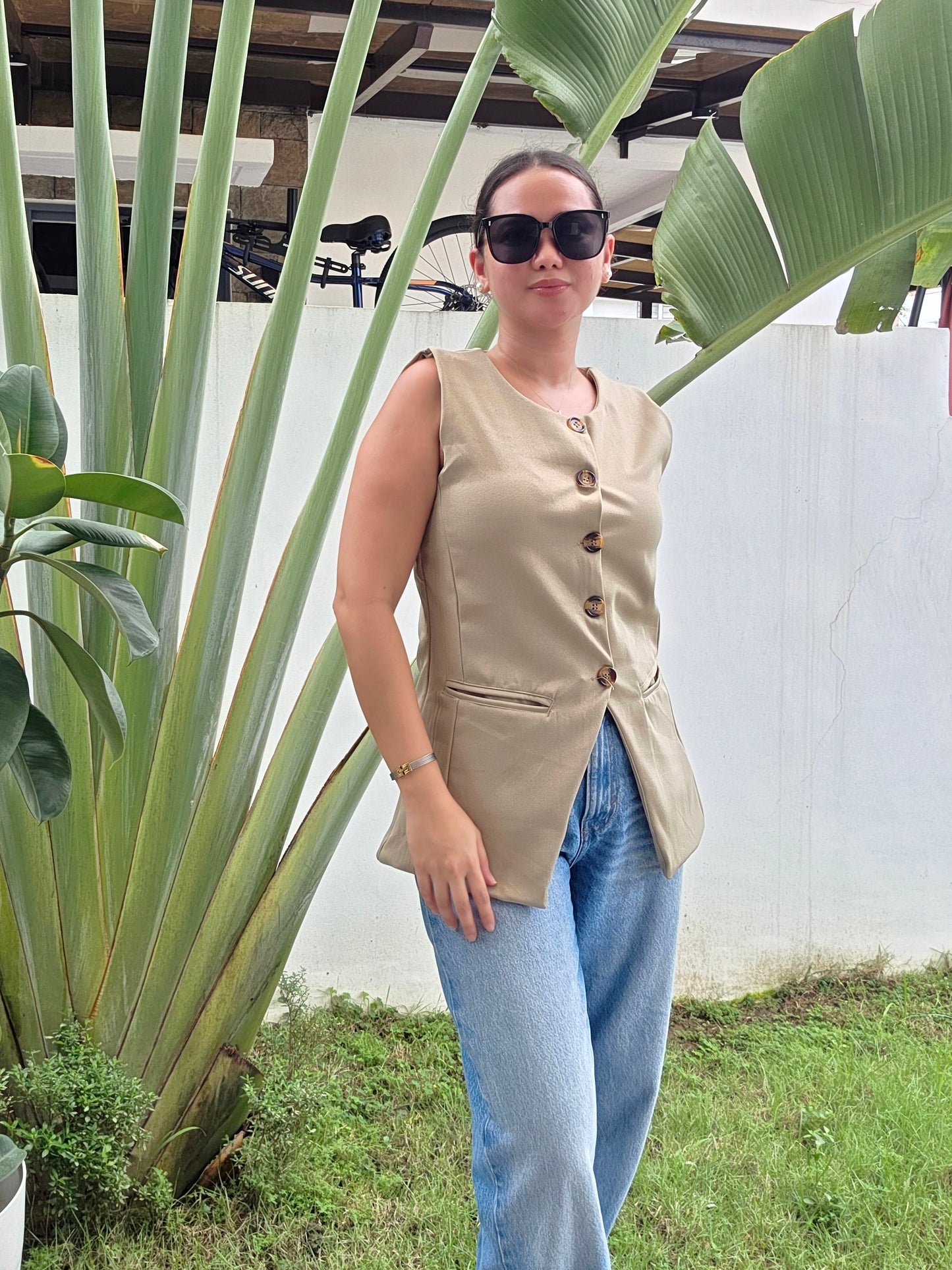 Sleeveless Waistcoat