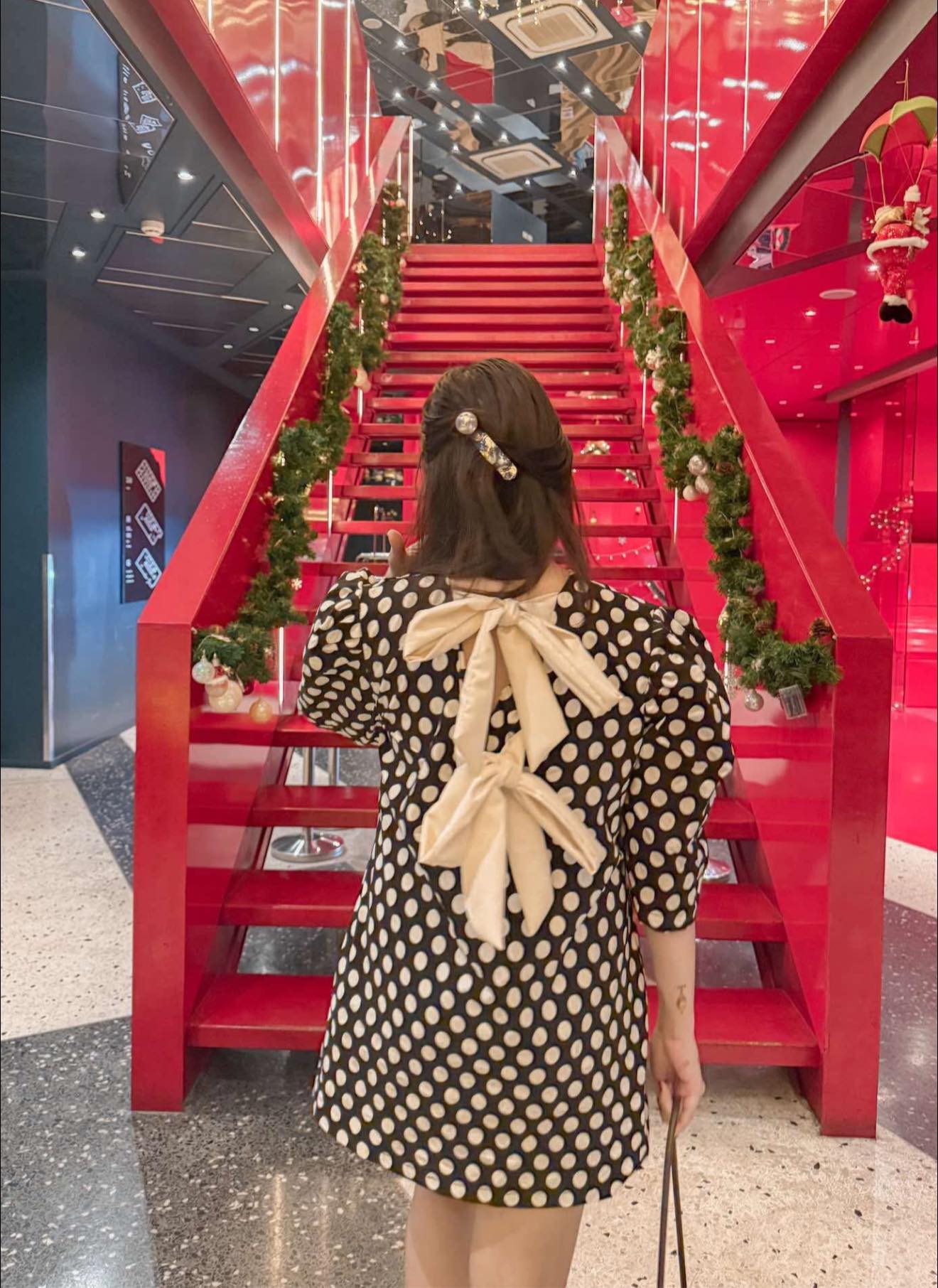 Polka Dot Puff-Sleeve Shift Dress