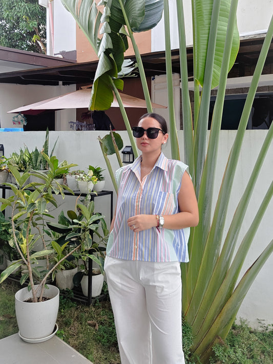 Oversized Sleeveless Button Shirt